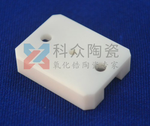 氧化鋯陶瓷的另一個(gè)稱(chēng)號---“陶瓷鋼”